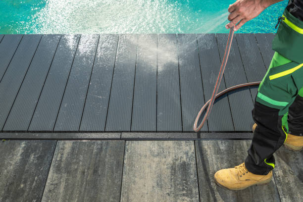 Why Choose Our Certified Pressure Washing Experts for Your Project Needs in Miami, FL?
