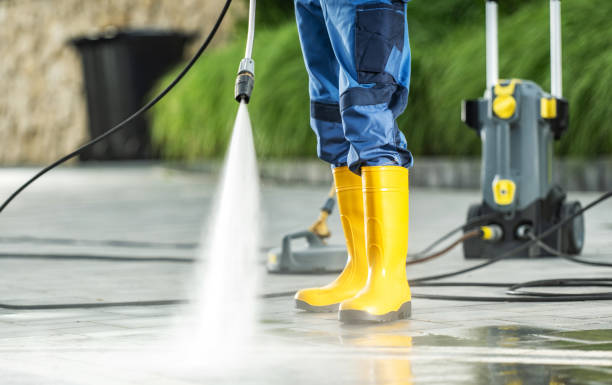 Best Garage Pressure Washing  in Miami, FL