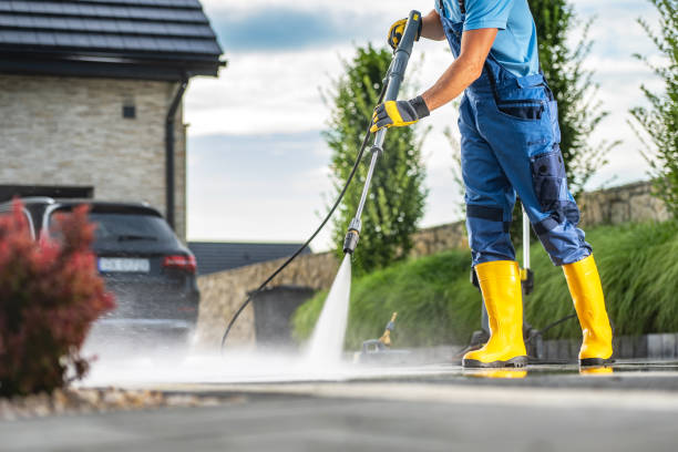 Best Deck Pressure Washing  in Miami, FL